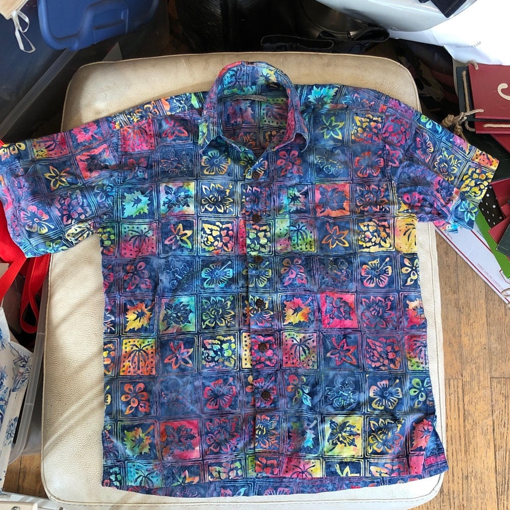 Ron Jon mens small blue/pink/yellow floral Hawaiian shirt